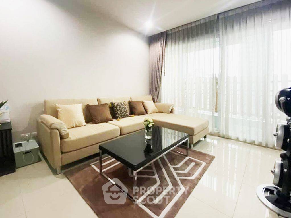 For SaleCondoRama9, Petchburi, RCA : 1-BR Condo at Circle Condominium near MRT Phetchaburi