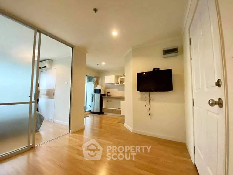 For SaleCondoPinklao, Charansanitwong : 1-BR Condo at Lumpini Park Pinklao near MRT Bang Yi Khan