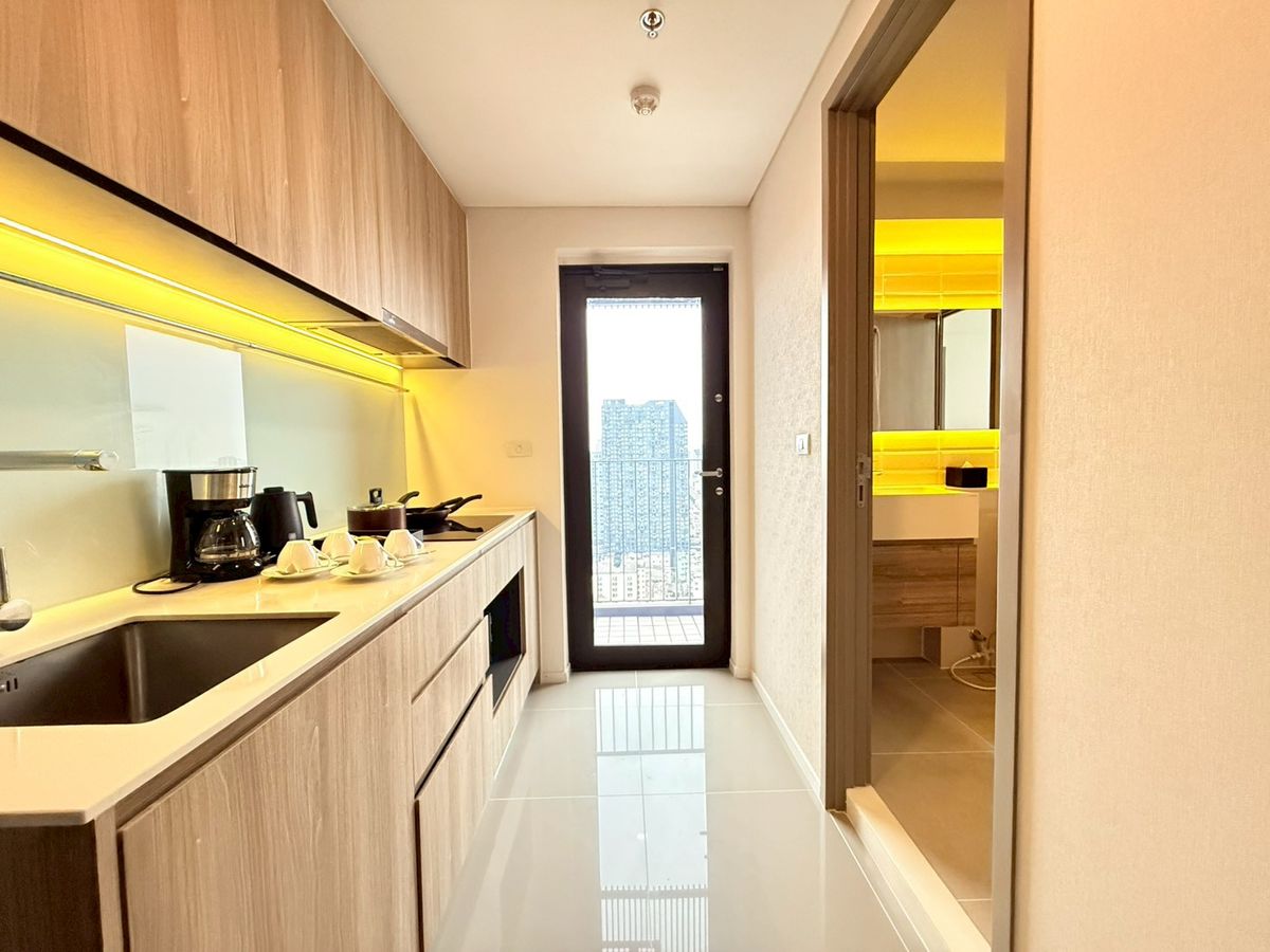For RentCondoOnnut, Udomsuk : Luxury Condo for Rent at Siamese Sukhumvit 87 | Modern Living in the Heart of Sukhumvit