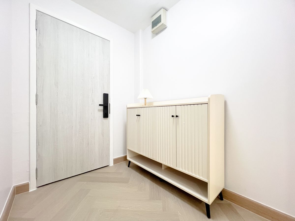 For SaleCondoLadprao101, Happy Land, The Mall Bang Kapi : Do not buy now, regret bad !!!! This price does not come often. Ladprao Condo Low Rise 32 sqm. The room barrier is ready.