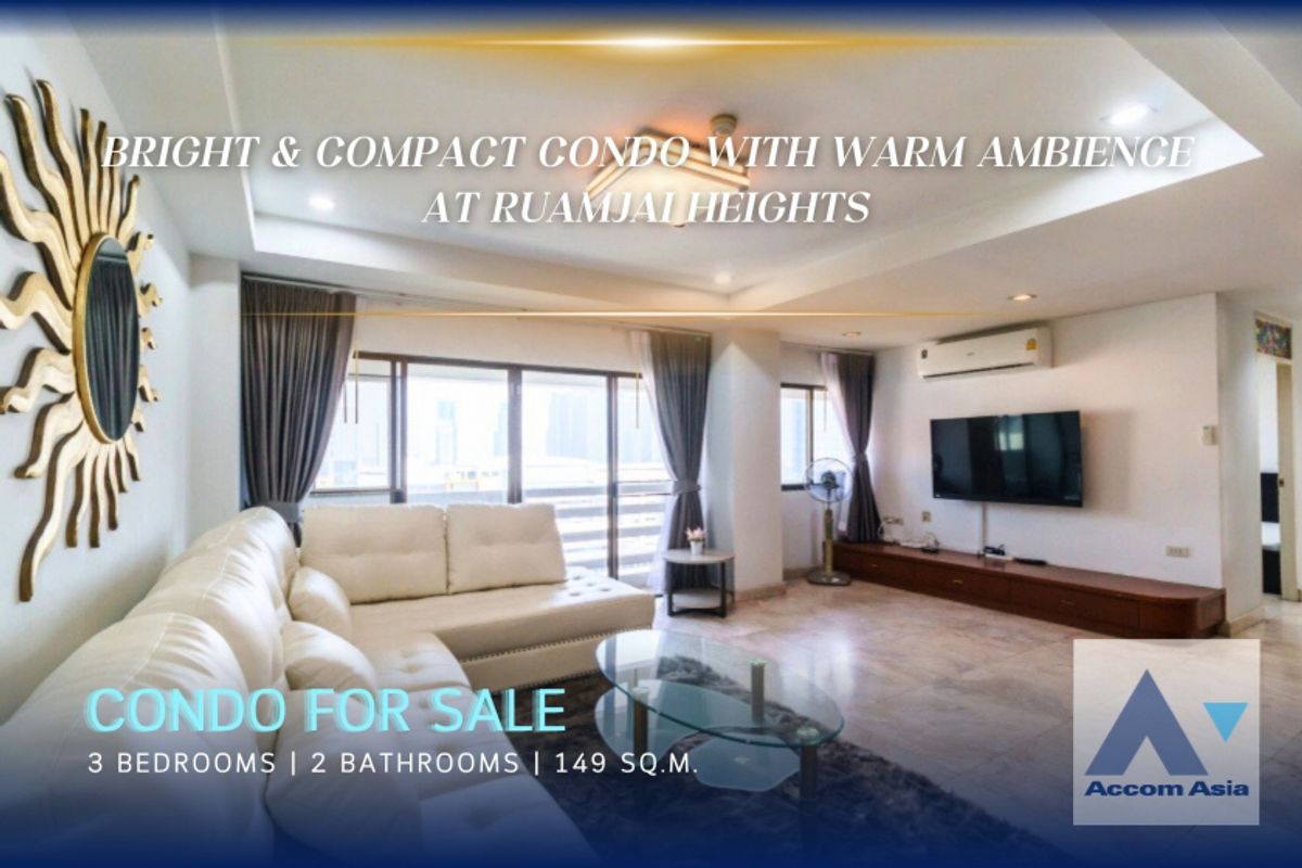 ขายคอนโดสุขุมวิท อโศก ทองหล่อ : 🔼 AccomA 🔽 Spacious duplex condo with natural light at Ruamjai Heights (AA36055)