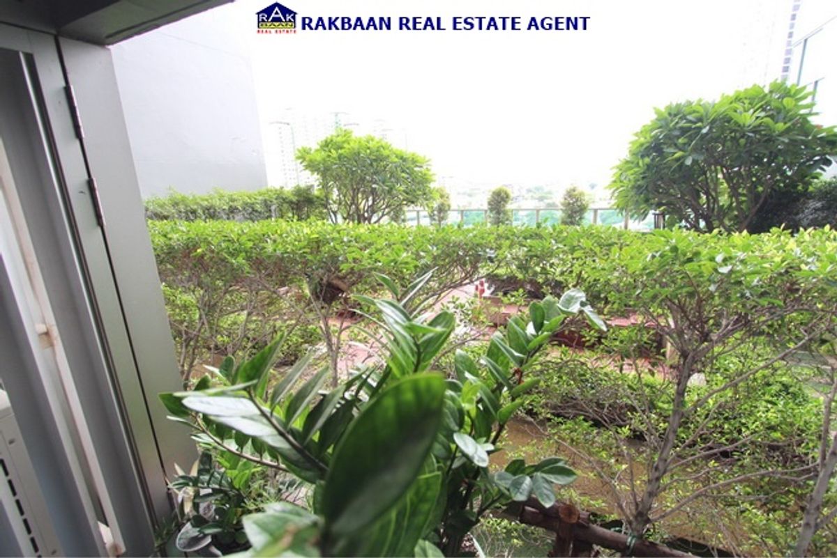 For SaleCondoSapankwai,Jatujak : Condo for sale, Rythum, Phahon-Ari Rhythm, PHAL-ARI, Floor 12A 35.68 sq.m., 1 bedroom, 1 bathroom, full room in front of a beautiful garden.