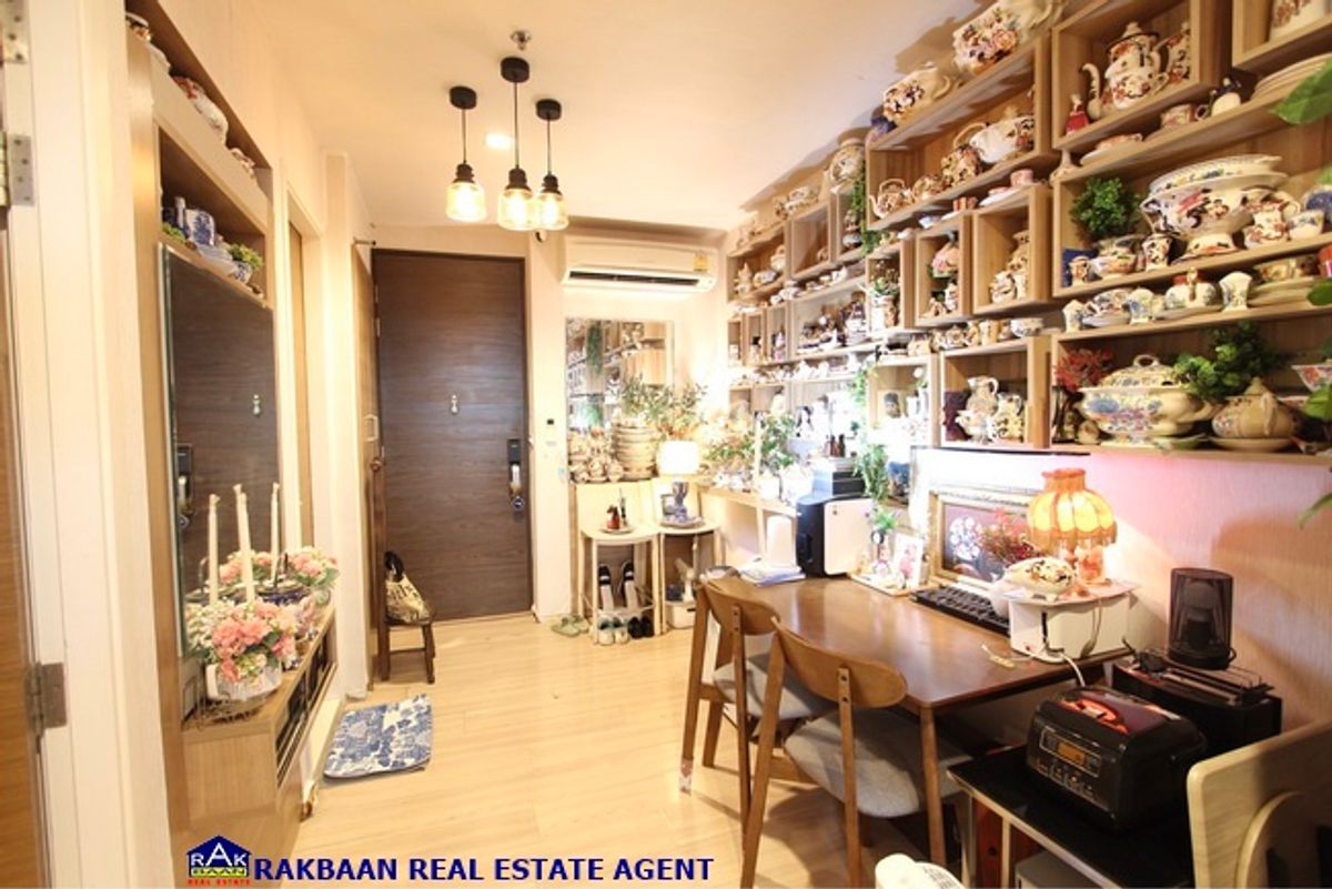 For SaleCondoSapankwai,Jatujak : Condo for sale, Rythum, Phahon-Ari Rhythm, PHAL-ARI, Floor 12A 35.68 sq.m., 1 bedroom, 1 bathroom, full room in front of a beautiful garden.