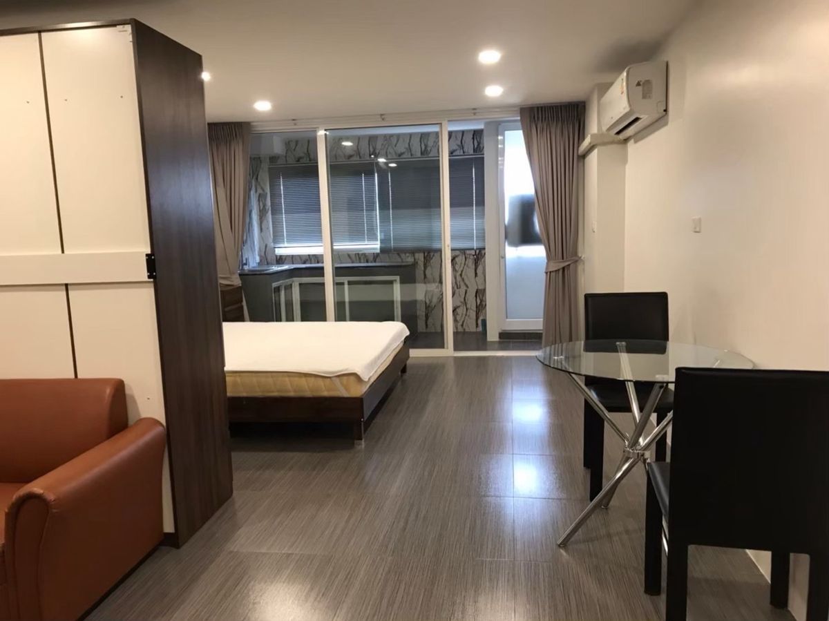 ให้เช่าคอนโดสาทร นราธิวาส : ให้เช่า คอนโด | คุ้มสุดในโครงการ “ITF Silom Palace” 40 ตร.ม. ใกล้ BTS ช่องนนทรี