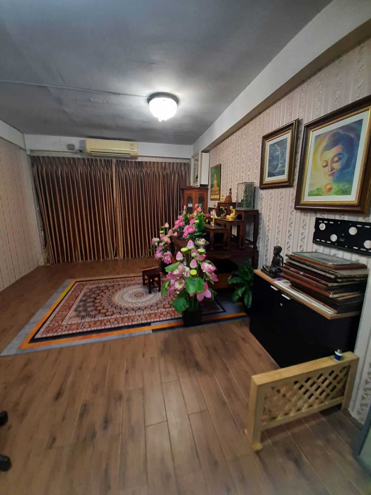 For SaleShop HousePinklao, Charansanitwong : Selling a Bangkok Noi commercial building, 27.2 square wah, 4.5 layers, suitable for office and residence. Worth the investment