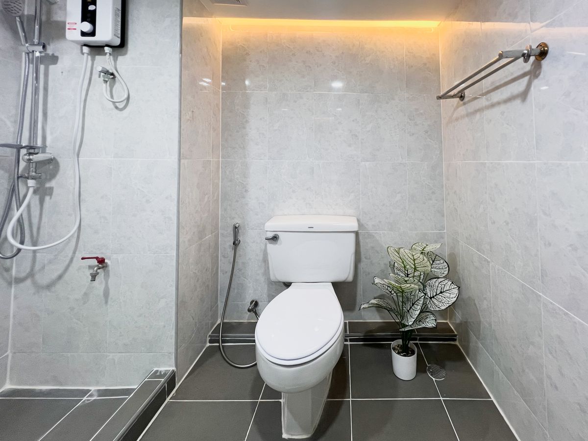 For SaleCondoLadprao101, Happy Land, The Mall Bang Kapi : Do not buy now, regret bad !!!! This price does not come often. Ladprao Condo Low Rise 32 sqm. The room barrier is ready.