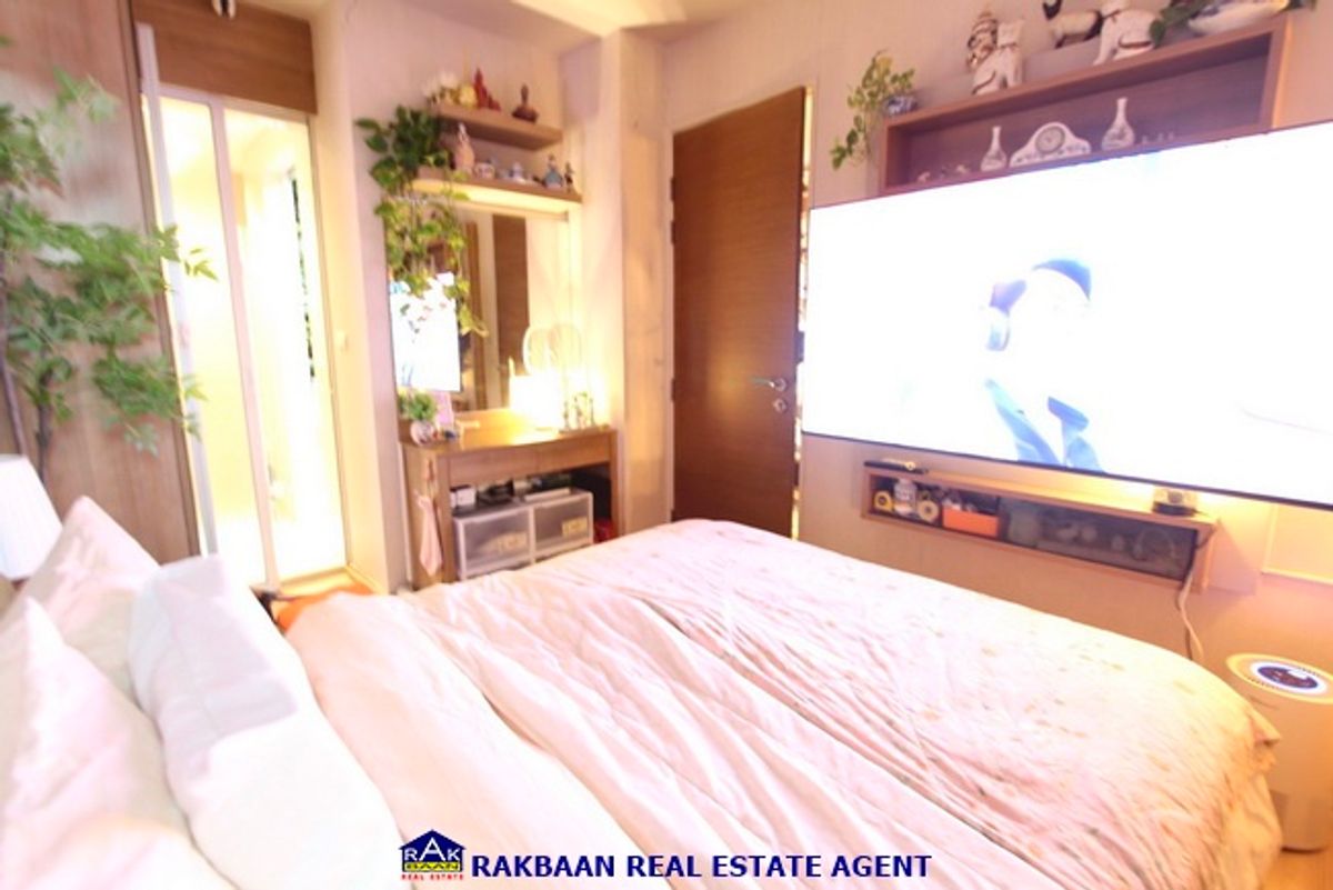 For SaleCondoSapankwai,Jatujak : Condo for sale, Rythum, Phahon-Ari Rhythm, PHAL-ARI, Floor 12A 35.68 sq.m., 1 bedroom, 1 bathroom, full room in front of a beautiful garden.