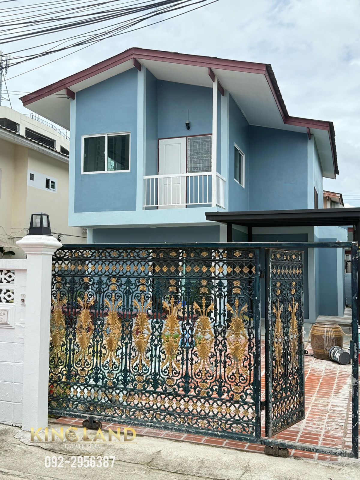 For RentHouseChokchai 4, Ladprao 71, Ladprao 48, : 🏡 Rent a 2 -storey detached house, renovated 3 bedrooms, 2 air conditioners #Ladprao 71 #Nak Niwat 48 on the area of ​​60 sq.w., very wide, with a shady house, priced at 30,000/month, can park 2 cars #can raise animals