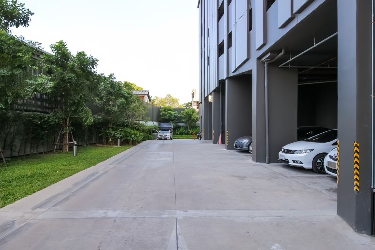 ให้เช่าคอนโดสุขุมวิท อโศก ทองหล่อ : ✨คอนโดพร้อมอยู่ “𝐂 𝐄𝐤𝐤𝐚𝐦𝐚𝐢“ ทำเลดี วิวสูง เฟอร์ครบ วิวเมืองโล่ง🏢