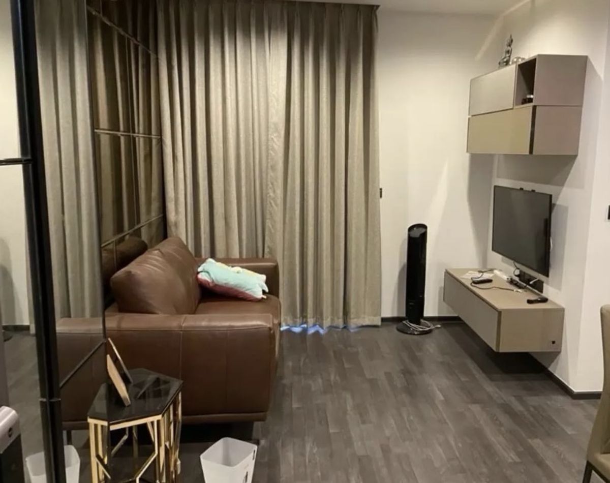 ให้เช่าคอนโดพระราม 9 เพชรบุรีตัดใหม่ RCA : ⭐️(A0221) For RENT 🏢The line asoke ratchada
 1 Bedroom 1 bathroom 35K per month 
