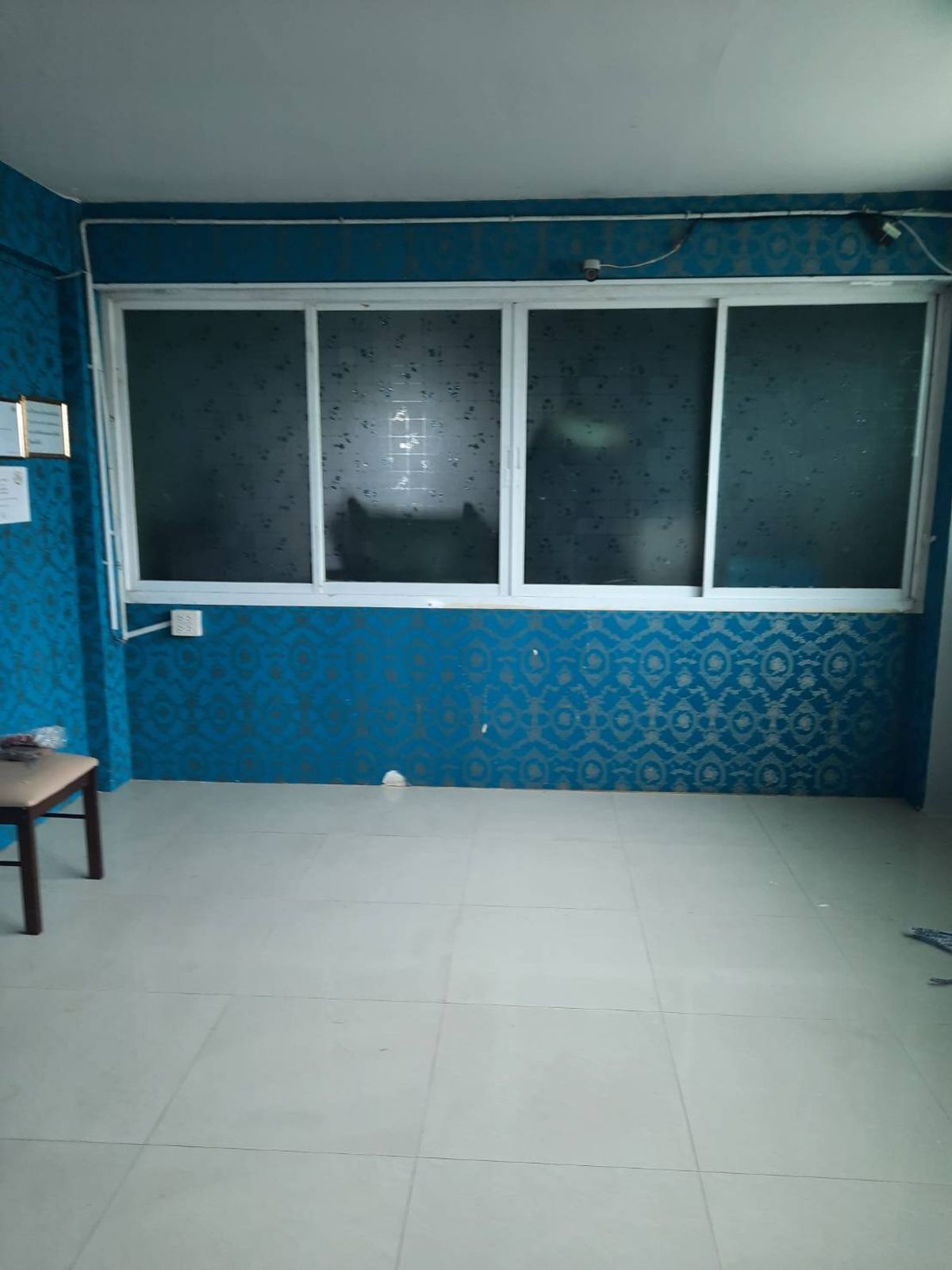 For SaleShop HousePinklao, Charansanitwong : Selling a Bangkok Noi commercial building, 27.2 square wah, 4.5 layers, suitable for office and residence. Worth the investment