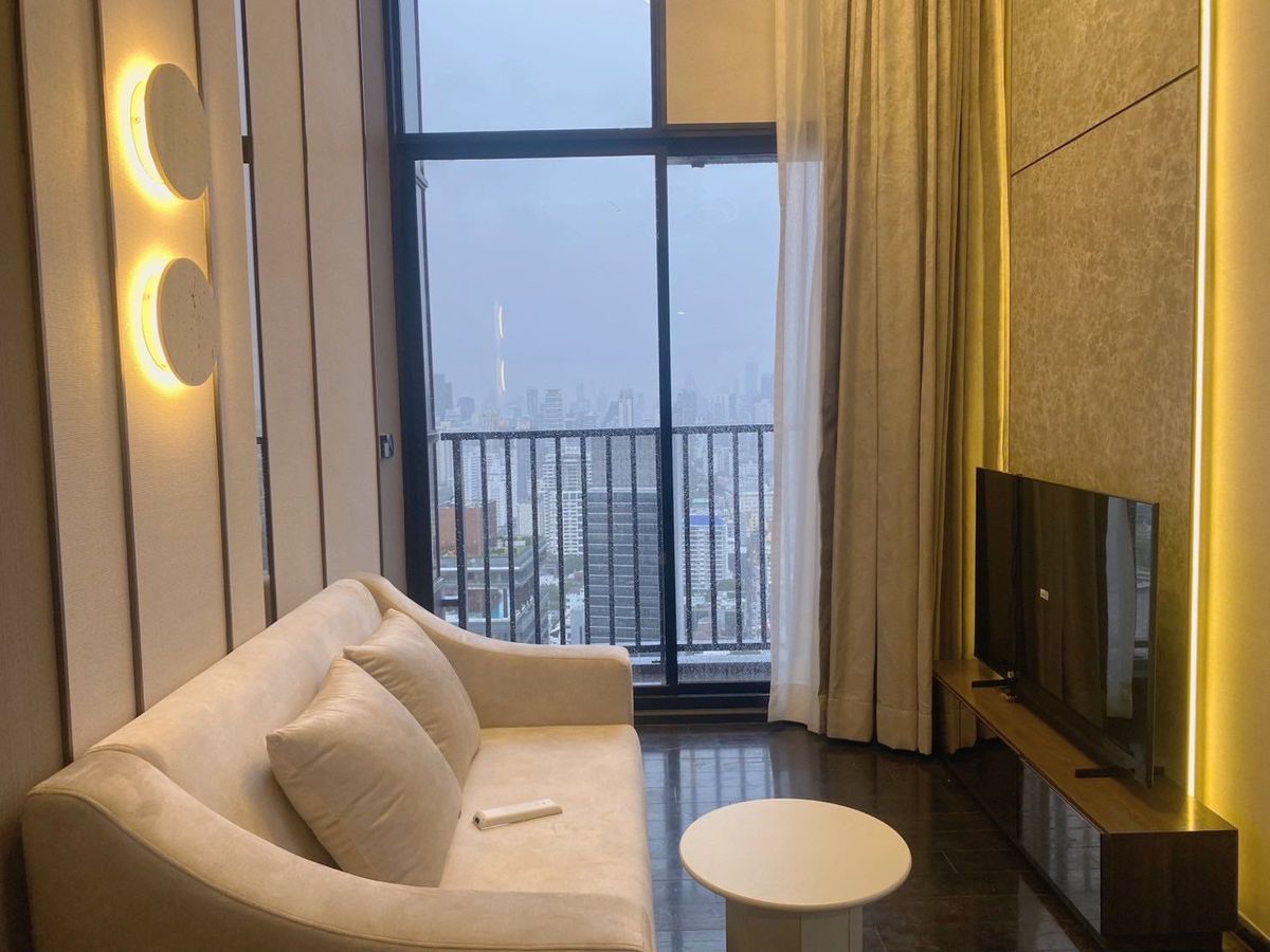 ให้เช่าคอนโดสุขุมวิท อโศก ทองหล่อ : ให้เช่า Park Origin Thonglor (Duplex Unit ใหม่)