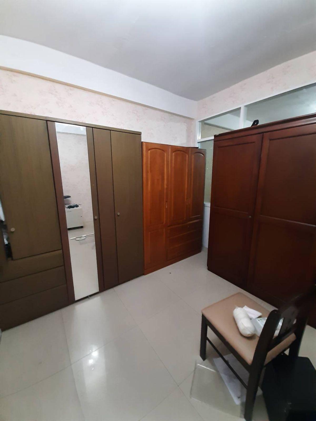 For SaleShop HousePinklao, Charansanitwong : Selling a Bangkok Noi commercial building, 27.2 square wah, 4.5 layers, suitable for office and residence. Worth the investment