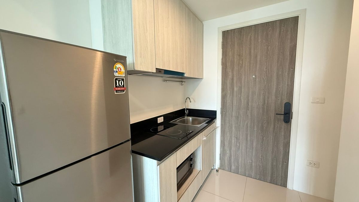 For RentCondoSamut Prakan,Samrong : ✨ Condo for rent, ready to stay in the Nich Monochang Sukhumvit Project - Grandfather Chao, fully decorated in a new room, good location next to BTS Grandfather 