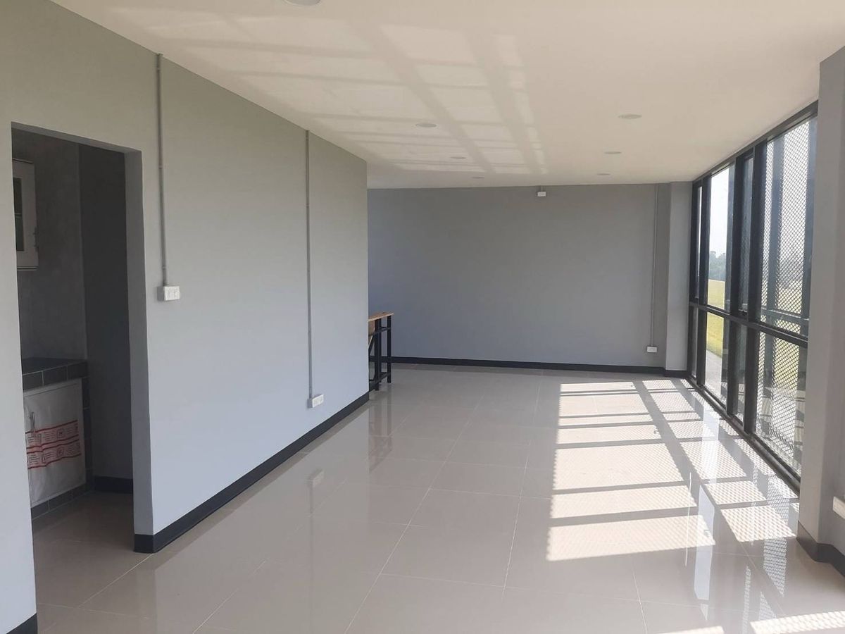 For RentFactoryPathum Thani,Rangsit, Thammasat : For rent, Purple area Factory, Lam Luk Ka, Khlong 9, beautiful, clean, ready to move 