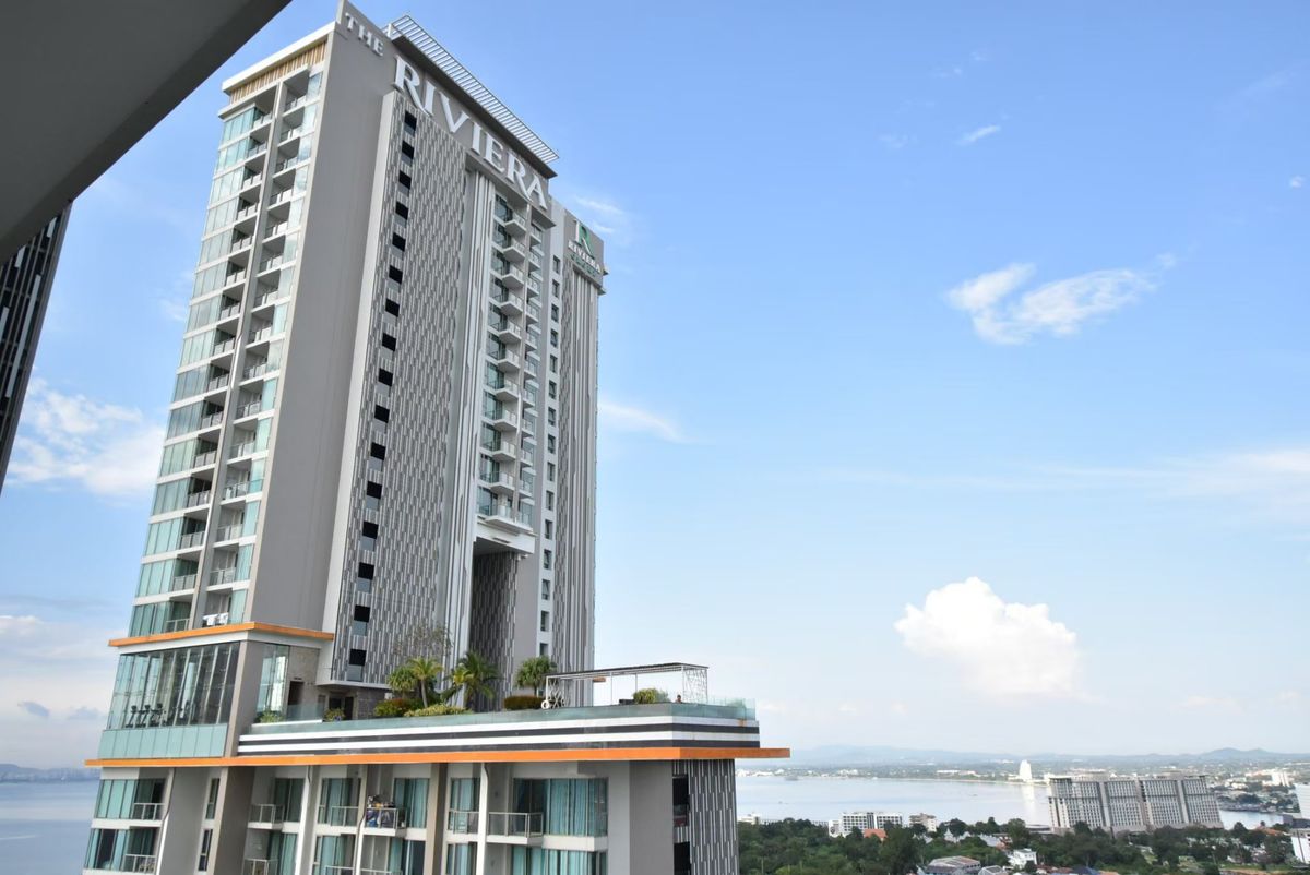 คอนโดพัทยา บางแสน ชลบุรี สัตหีบ : The Riviera Wongamat Beach ห้อง Studio ชั้นสูงพร้อมวิวทะเล