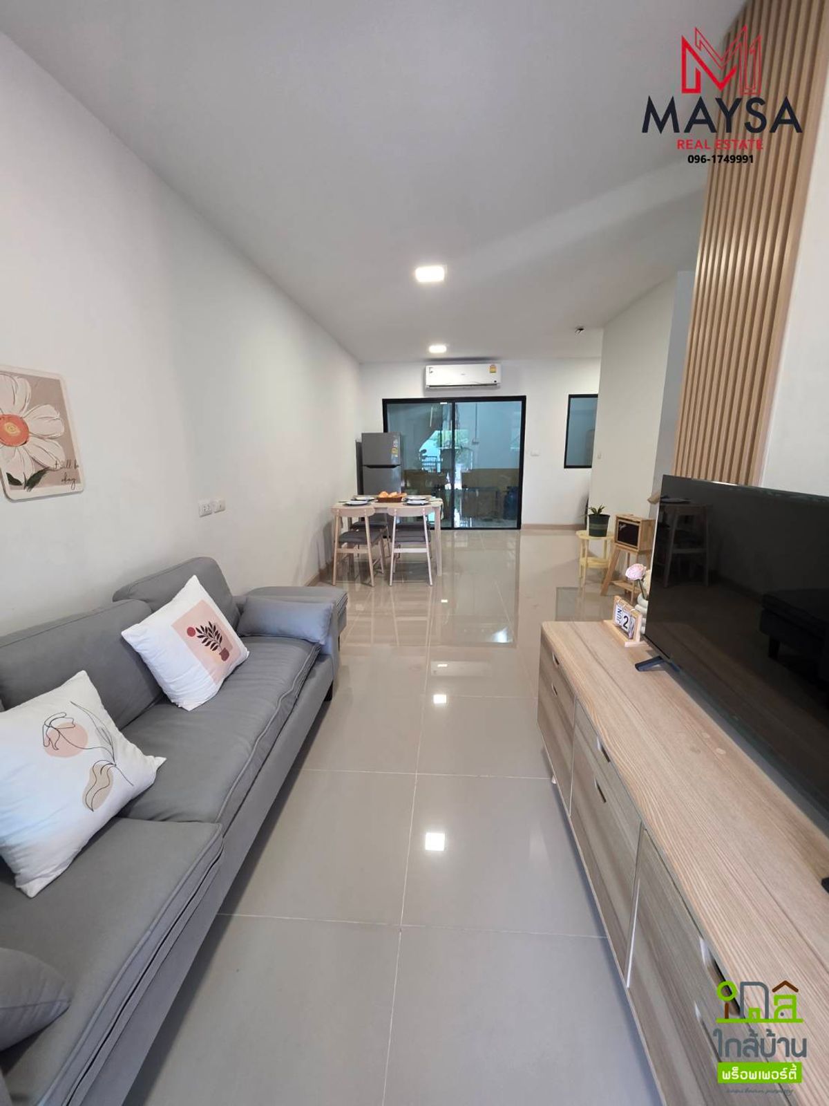 ให้เช่าทาวน์โฮมลาดกระบัง สุวรรณภูมิ : 🏡 ให้เช่าทาวน์โฮม 2 ชั้น พาทิโอ บางนา - วงแหวน (ซอยกิ่งแก้ว 25/1)   🌈 ใกล้นิคมเจโม ใกล้สนามบินสุวรรณภูมิ เฟอร์นิเจอร์และเครื่องใช้ไฟฟ้าครบ บ้านว่างพร้อมเข้าอยู่ ✅✅ 🎉 โครงการบ้านใหม่ อายุเพียง 3 ปีเท่านั้น 🎉
