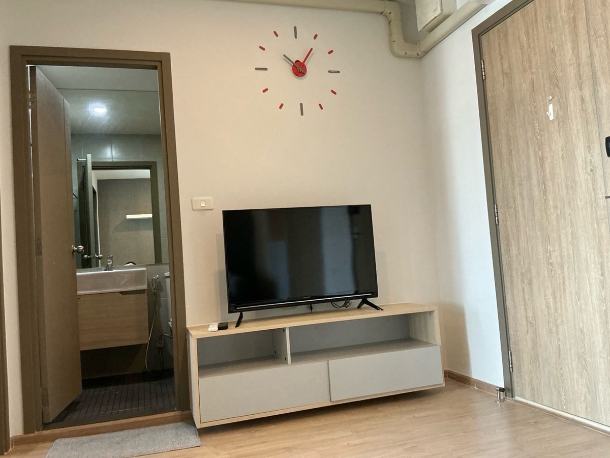 For RentCondoBangna, Bearing, Lasalle : Rent a 2 bedroom room, 1 bathroom, pool view