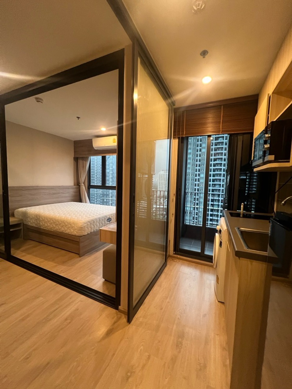 ให้เช่าคอนโดบางนา แบริ่ง ลาซาล : ให้เช่าห้องขนาด 1 ห้องนอน 1 ห้องน้ำ 