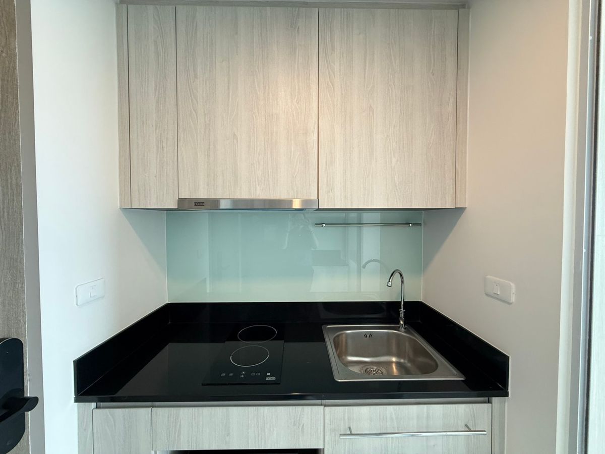 For RentCondoRamkhamhaeng, Hua Mak : ✨ Condo for rent, ready to stay in the Nichmo Ramkhamhaeng project, decorated in a new room, good location, next to MRT Hua Mak 