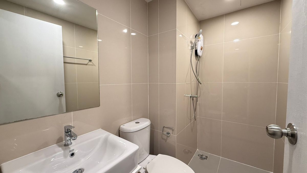 For RentCondoWongwianyai, Charoennakor : ✨ Condo for rent, ready to stay in the Flexi Sathorn -Charoen Nakhon project, 2 new rooms, good locations, decorated near BTS, Krung Thonburi *do not accept foreigners