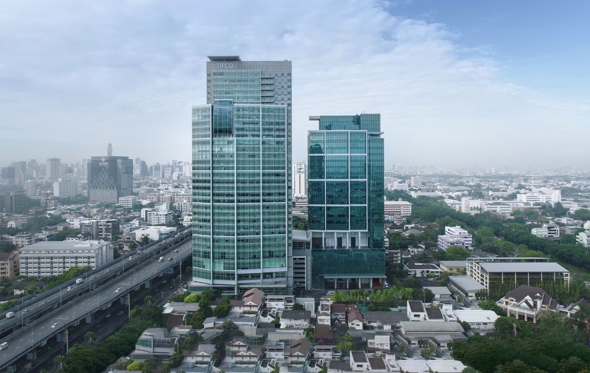 For RentOfficeAri,Anusaowaree : Tipco Tower Office Building for Rental Ari Pradiphat, size 179 sq.m. ✨