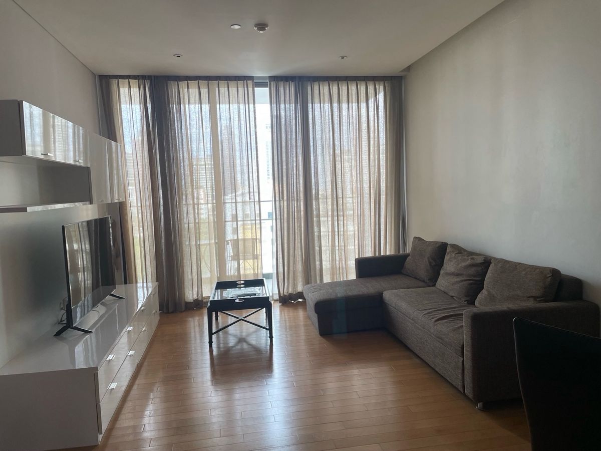 ให้เช่าคอนโดสุขุมวิท อโศก ทองหล่อ : ✨ ปล่อยเช่าคอนโดหรูใจกลางสุขุมวิท ✨
AEQUA Residence Sukhumvit 49
📍 ตรงข้ามซอยพร้อมศรี ใกล้ BTS พร้อมพงษ์ / EmQuartier / รพ.สมิติเวช