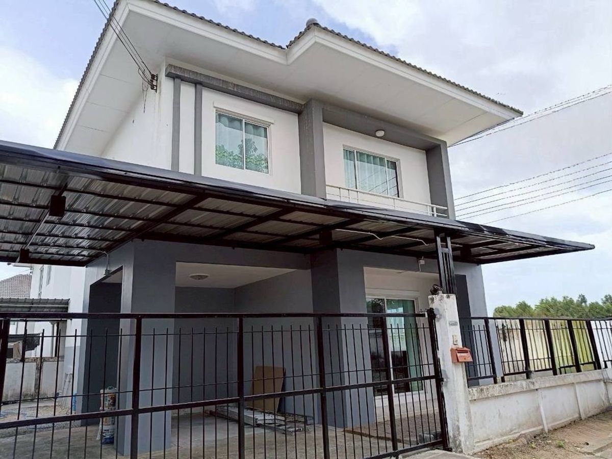 For RentHouseSriracha Laem Chabang Ban Bueng : Rent a detached house, Lalill-Bo Win, near the complete