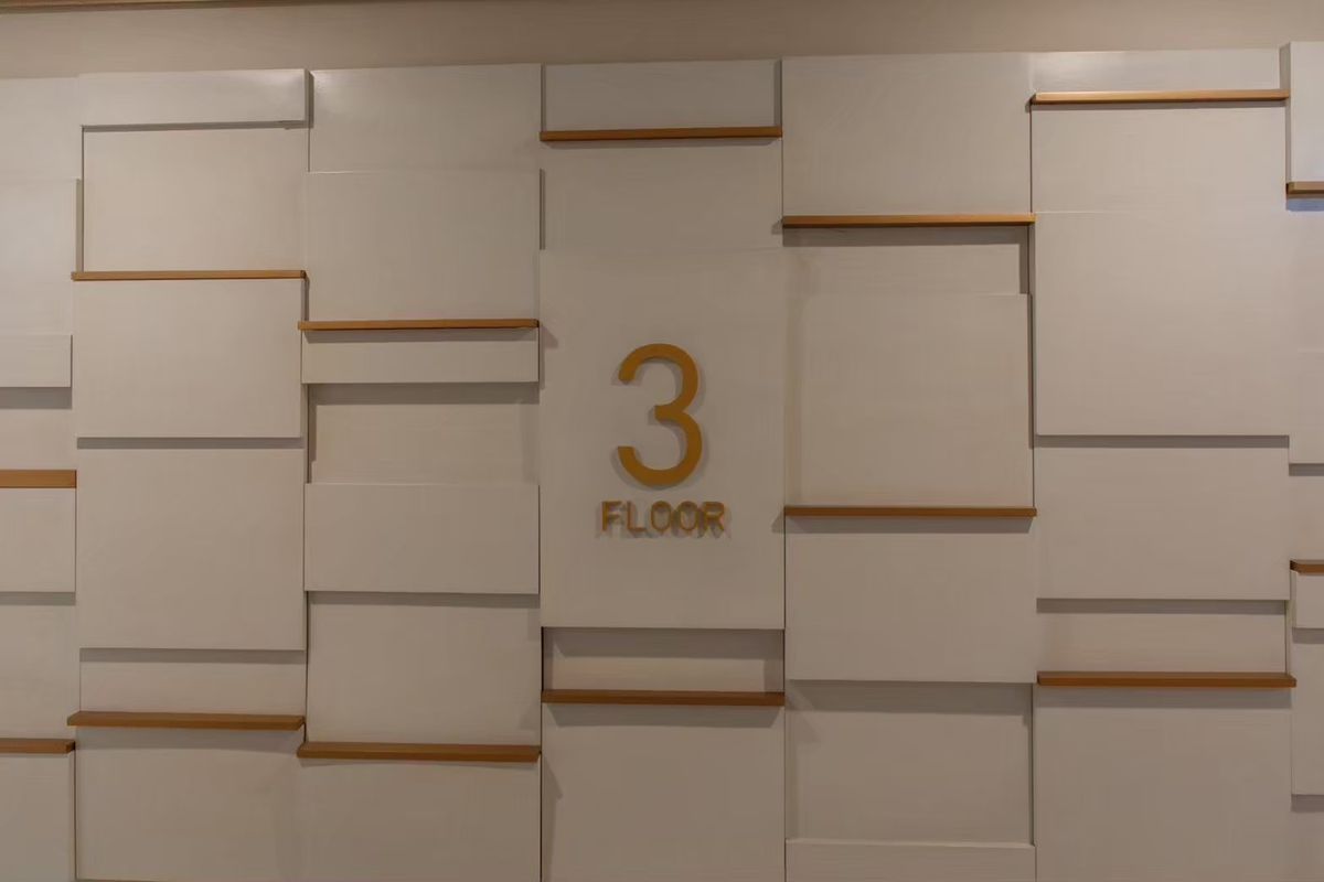 For RentCondoWitthayu, Chidlom, Langsuan, Ploenchit : Condo for rent Preen By Sansiri (S15-15035)
