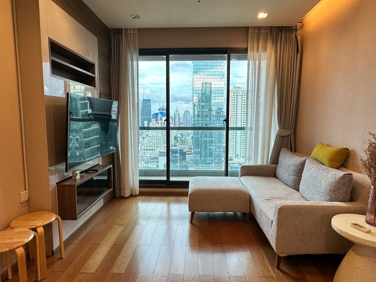 ขายคอนโดสุขุมวิท อโศก ทองหล่อ : The Address Sukhumvit 28 / ห้องสวย วิวโล่ง ใกล้ BTS พร้อมพงษ์ / 2 นอน 67 ตร.ม. โทร 0937890899