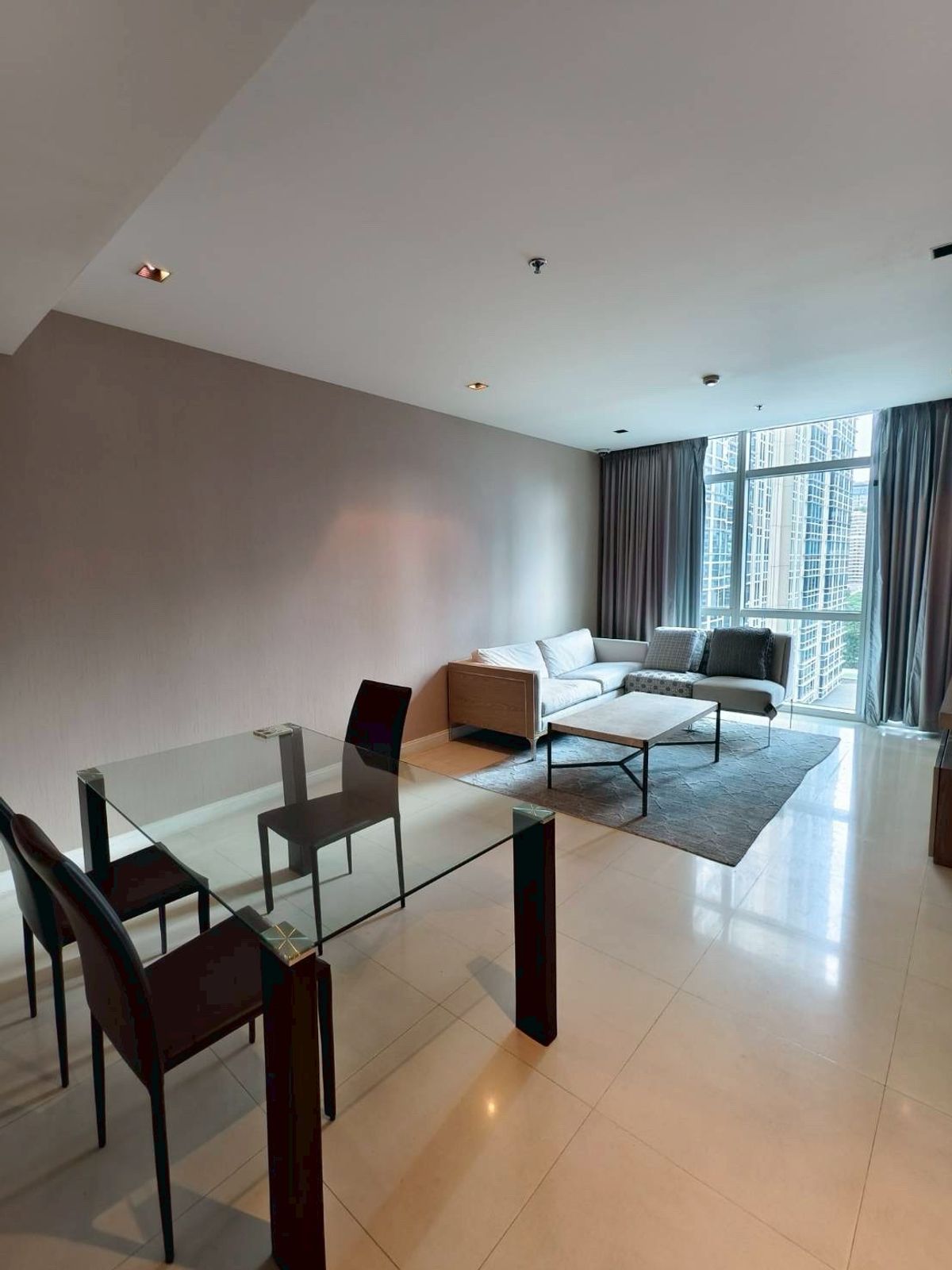 ขายคอนโดวิทยุ ชิดลม หลังสวน : LTHC12695 -  Athenee Residence Condo FOR SALE Size 96.21 sqm. 2 beds 2 baths Near BTS Phloen Chit Station ONLY 25 MB