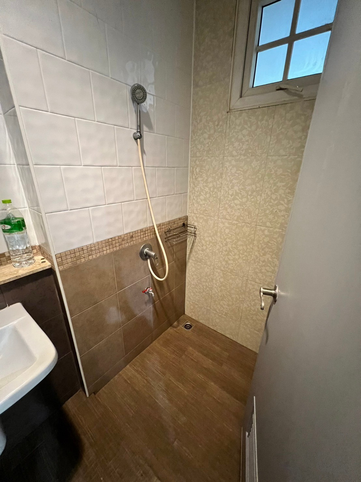 ให้เช่าทาวน์โฮมแจ้งวัฒนะ เมืองทอง : ทาวน์โฮม ซอยติวานนท์-ปากเกร็ด22 มีเฟอร์ 3ห้องนอน 2ห้องน้ำ