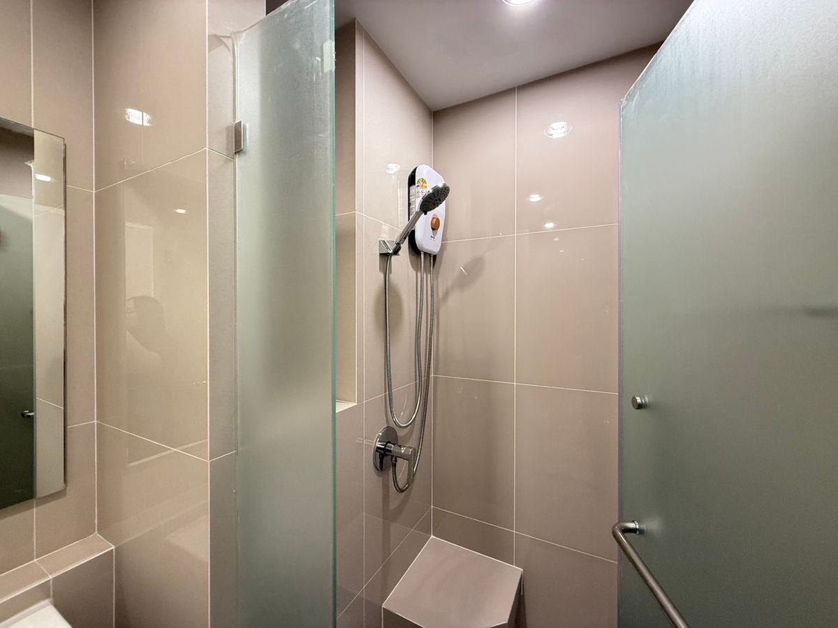 For RentCondoRamkhamhaeng, Hua Mak : ✨ Condo for rent, ready to stay in the Nichmo Ramkhamhaeng project, decorated in a new room, good location, next to MRT Hua Mak 