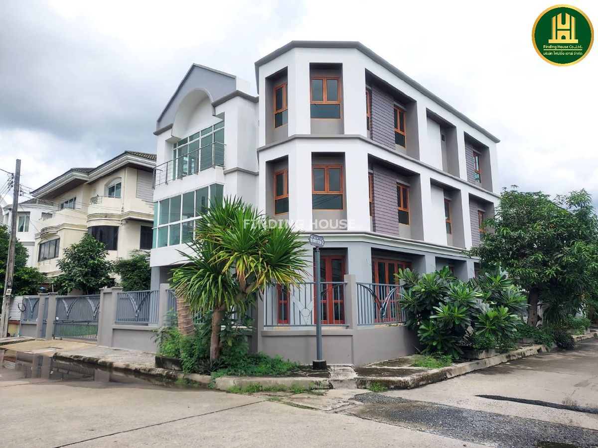 ขายบ้านแจ้งวัฒนะ เมืองทอง : ขายบ้านเดี่ยว 3 ชั้น 100 ตร.ว. 6 นอน 6 น้ำ ซอยชินเขต งามวงศ์วาน 43 เขตหลักสี่ กรุงเทพ หลังมุม Renovate แล้ว