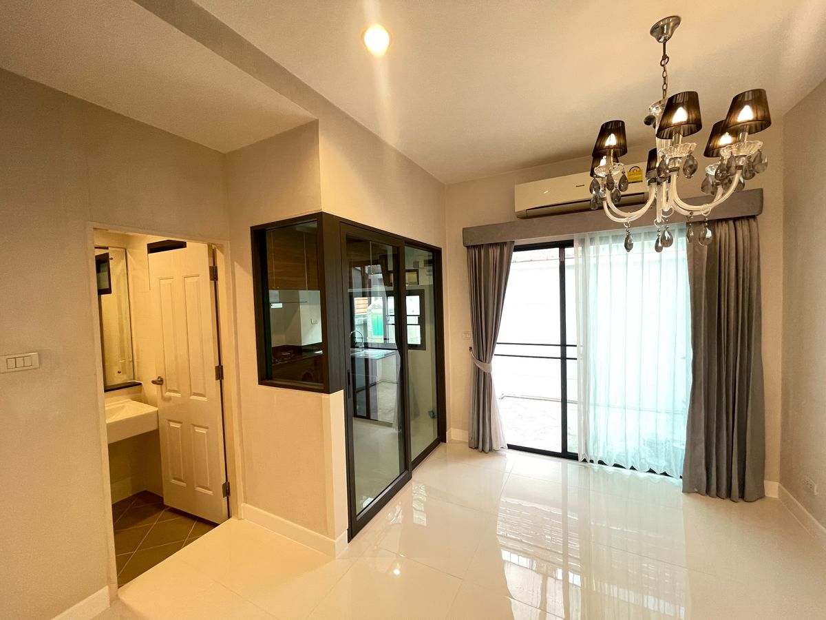 ขายทาวน์โฮมพัฒนาการ ศรีนครินทร์ : เดอะ เมทโทร พัฒนาการ - ศรีนครินทร์ / 3 ห้องนอน (ขาย), The Metro Pattanakarn - Srinakarin / 3 Bedrooms (FOR SALE) FON155