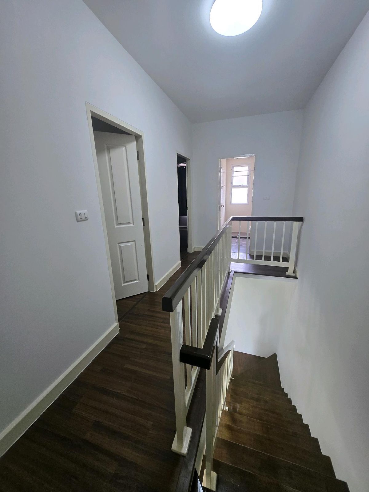 For SaleTownhomeRathburana, Suksawat : For sale: 3-storey townhouse, Town Avenue Village, Phutthabucha, empty house, good condition, free curtains for the whole house, add a little more decoration to your liking, ready to move in.