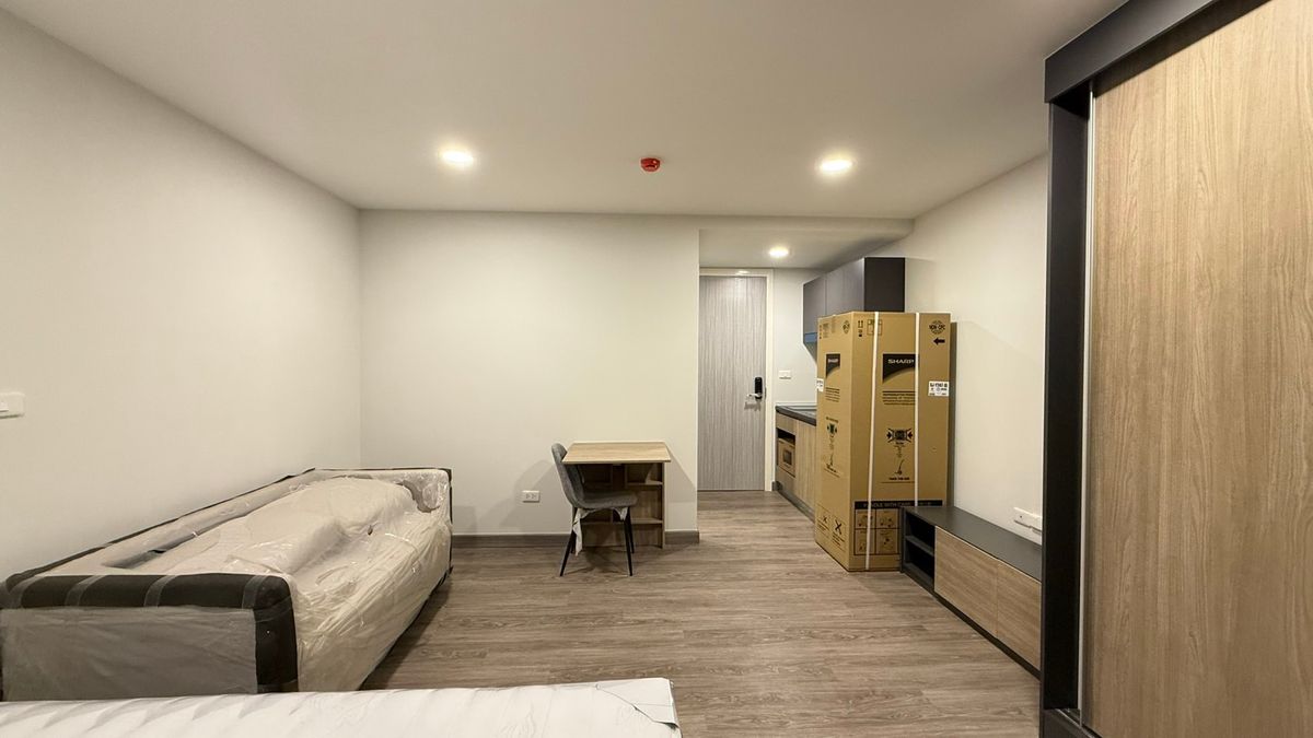 For RentCondoWongwianyai, Charoennakor : ✨ Condo for rent, ready to stay in the Flexi Sathorn -Charoen Nakhon project, 1 new room, good location, complete decoration *not accepting foreigners