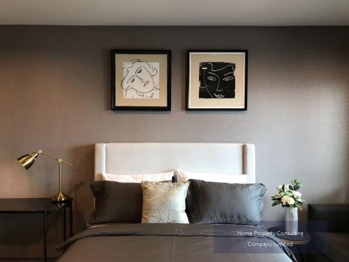 For SaleCondoWitthayu, Chidlom, Langsuan, Ploenchit : Quick sale, cheap sales! Condo Life One Wireless, near BTS Ploenchit, interested in negotiating @condobkk (with @) Code H6051