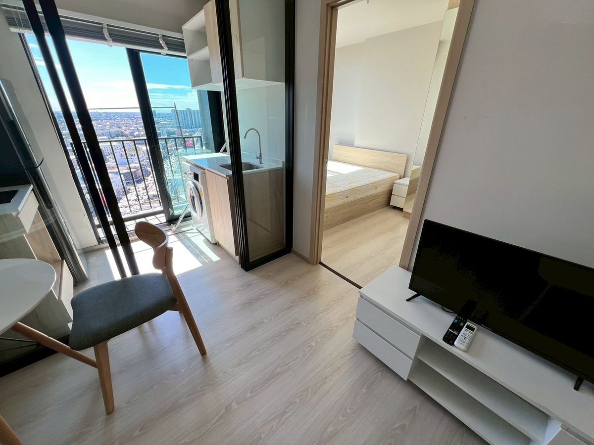 For RentCondoChaengwatana, Muangthong : 1 bedroom condo, 26th floor, opposite Pantip Ngamwongwan, next to the expressway, ready to move in