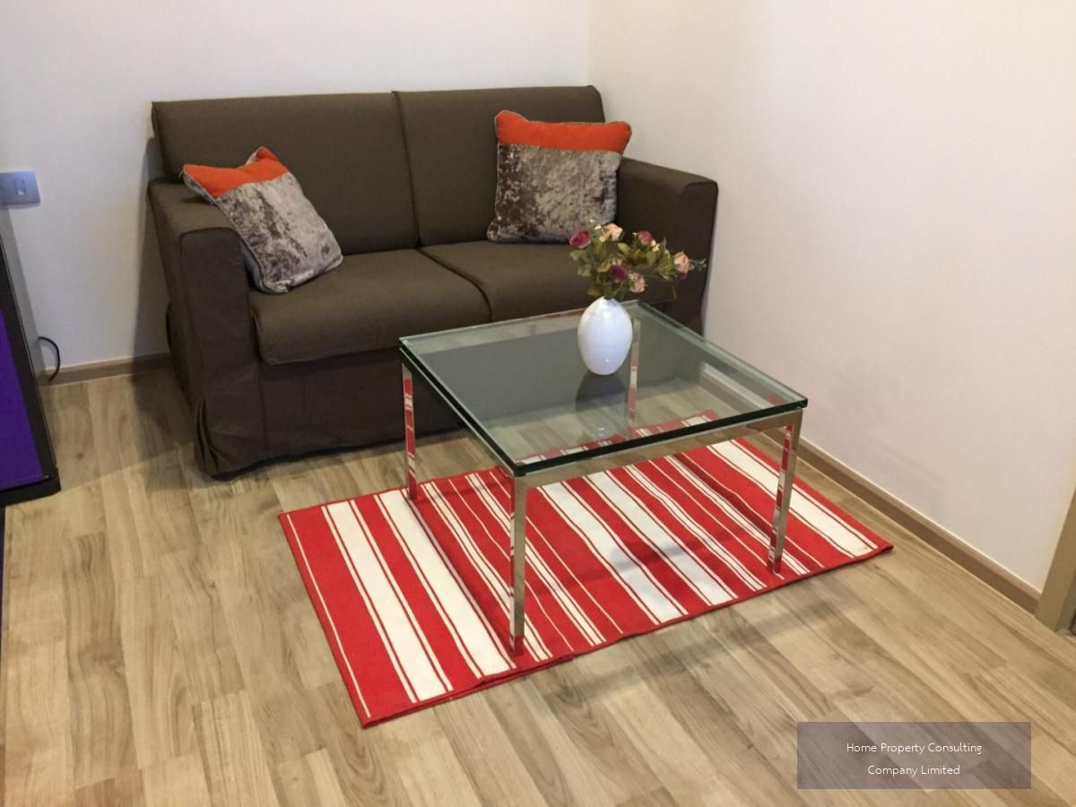 For SaleCondoSapankwai,Jatujak : Quick sale, cheap sales! Condo The Line Chatuchak-Morchit MRT Chatuchak Park (550 m/8 minutes) Interested in negotiating @condobkk (with @) Code H19970