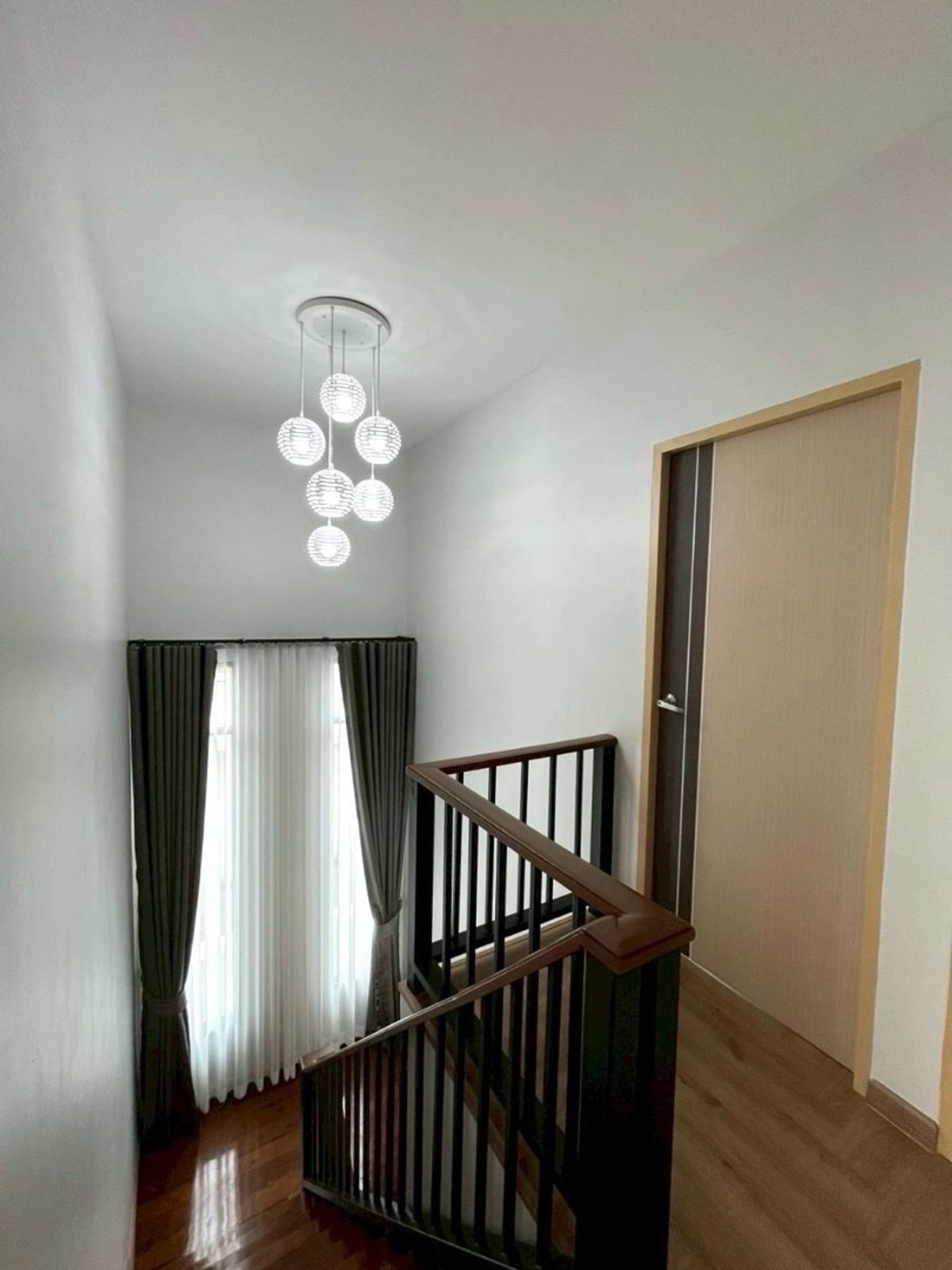 ขายบ้านปทุมธานี รังสิต ธรรมศาสตร์ : บ้านเดี่ยว 2 ชั้น หมู่บ้านมณีรินทร์ เอ็กซ์คลูซิฟ พาร์ค เลขที่ 145/6 (ดาวศุกร์ชอบความสวยงาม อาชีพค้าขายดี) 73 ตรว. 3 นอน 3 น้ำบ้านสวยมากที่สุด