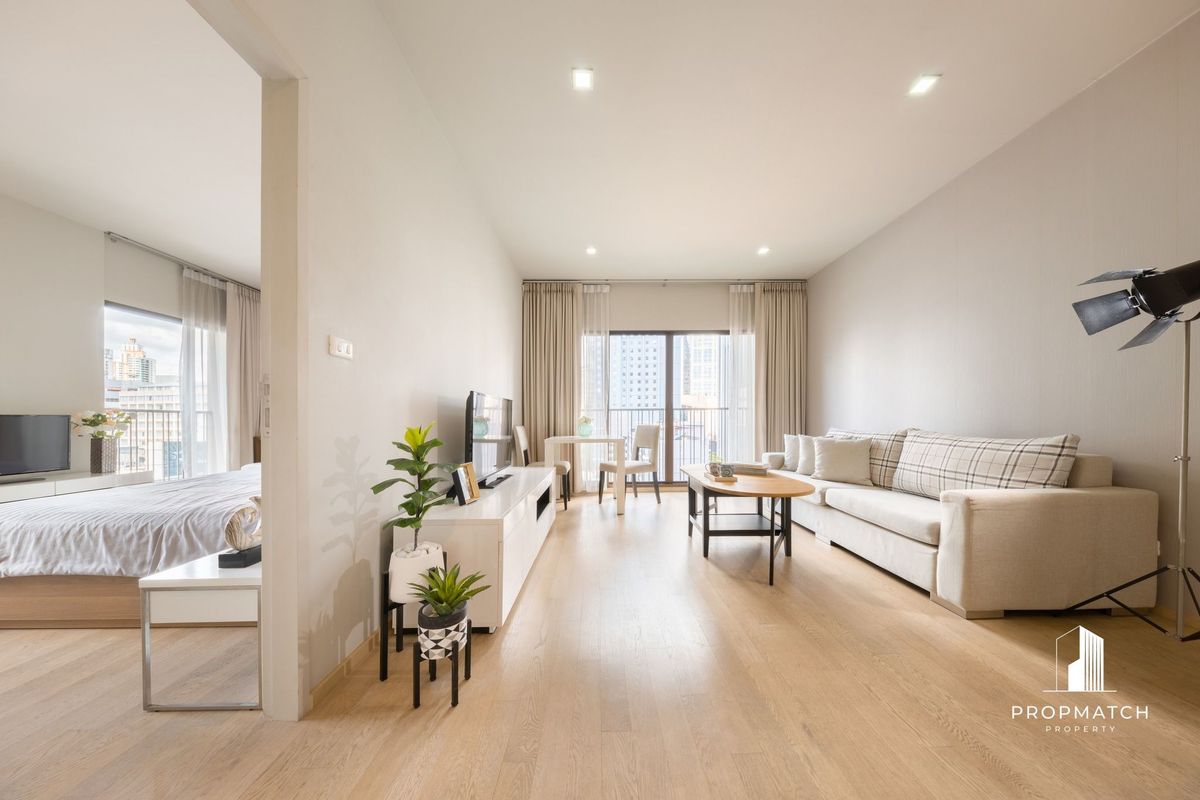 ให้เช่าคอนโดสุขุมวิท อโศก ทองหล่อ : ✨Flash Deal ✨Noble Refine(1Bed1Bath54SQM.) แต่งครบพร้อมอยู่ !! เพียง 49,000 บาทต่อเดือน Tel.0981315848 @propmatch