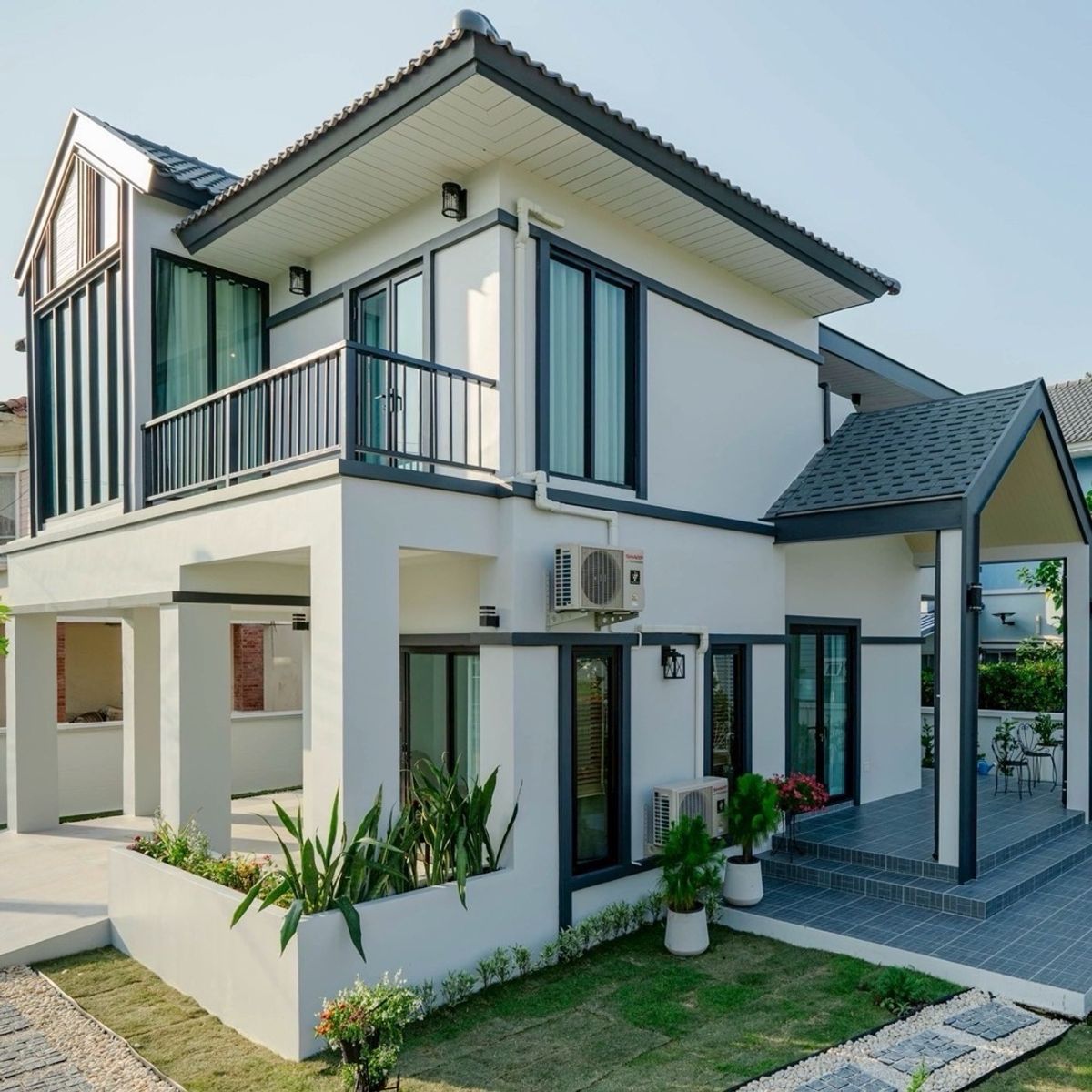 ขายบ้านปทุมธานี รังสิต ธรรมศาสตร์ : บ้านเดี่ยว 2 ชั้น หมู่บ้านมณีรินทร์ เอ็กซ์คลูซิฟ พาร์ค เลขที่ 145/6 (ดาวศุกร์ชอบความสวยงาม อาชีพค้าขายดี) 73 ตรว. 3 นอน 3 น้ำ
บ้านสวยมากที่สุด
