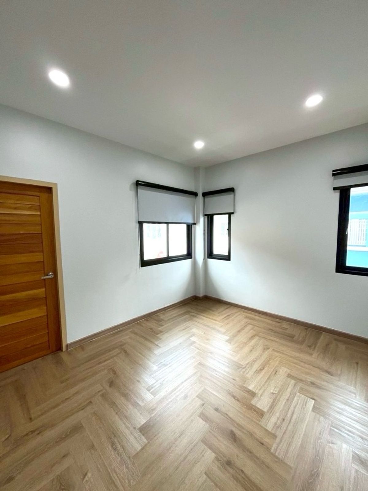 ขายบ้านปทุมธานี รังสิต ธรรมศาสตร์ : บ้านเดี่ยว 2 ชั้น หมู่บ้านมณีรินทร์ เอ็กซ์คลูซิฟ พาร์ค เลขที่ 145/6 (ดาวศุกร์ชอบความสวยงาม อาชีพค้าขายดี) 73 ตรว. 3 นอน 3 น้ำบ้านสวยมากที่สุด