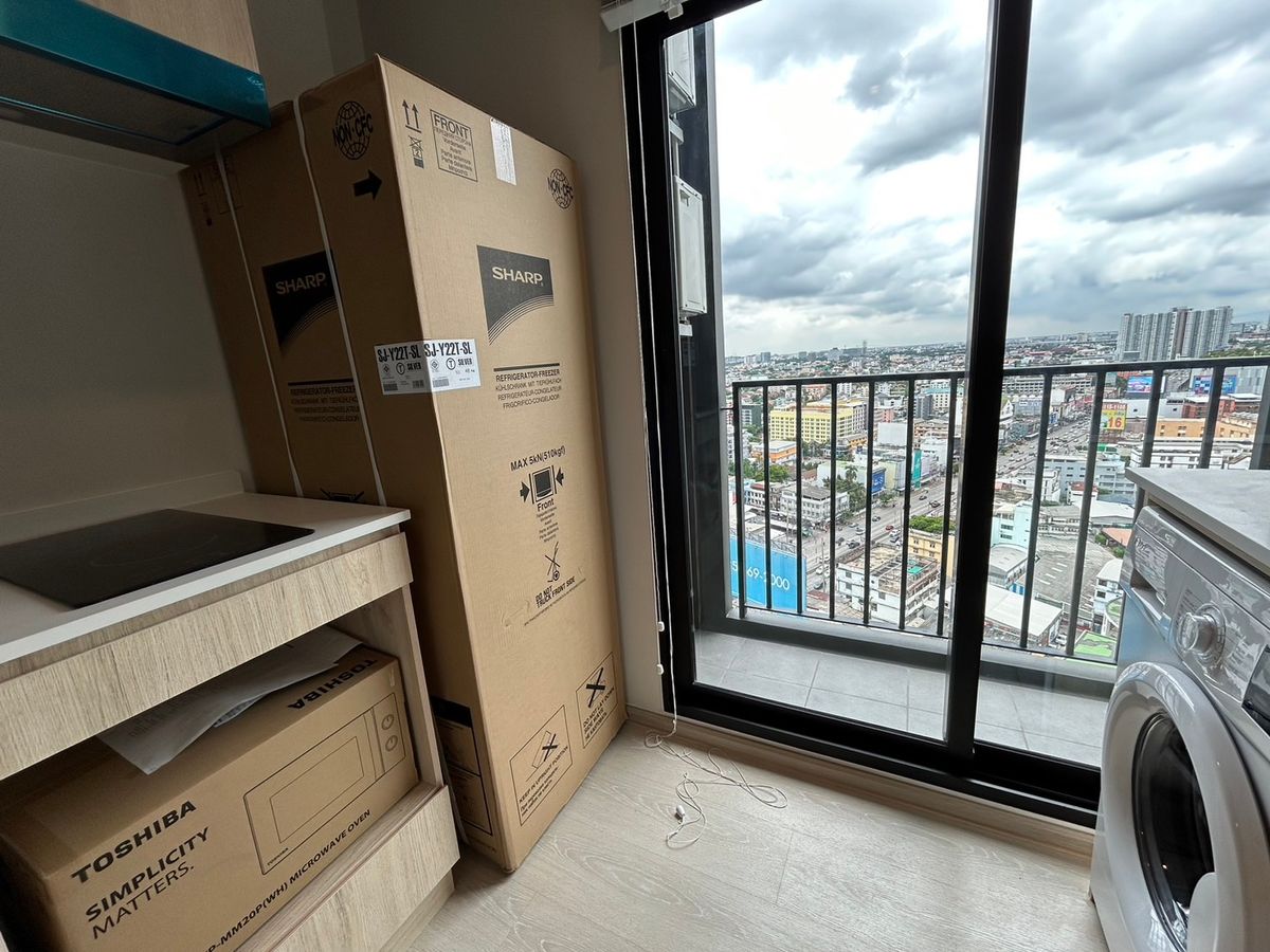 ให้เช่าคอนโดแจ้งวัฒนะ เมืองทอง : ห้องใหม่ คอนโด 1ห้องนอน ชั้น26 ตรงข้ามพันธ์ทิพงามวงศ์วาน ติดทางด่วน พร้อมเข้าอยู่