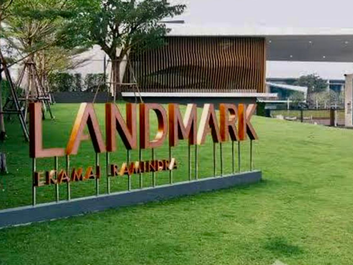 ขายทาวน์โฮมเกษตร นวมินทร์ ลาดปลาเค้า : 🔥 ขายด่วย ราคาพิเศษ ทาวน์โฮม 3 ชั้น The Landmark เอกมัย–รามอินทรา บ้านสวย Built in เกรด Premium  🔥