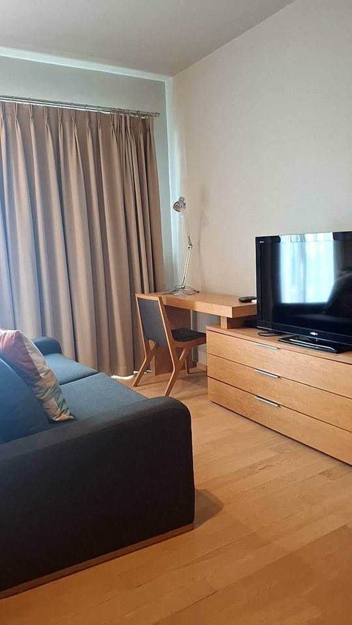 For RentCondoSukhumvit, Asoke, Thonglor : ✨ GT16252 | Condo Noble Refine Sukhumvit 26, convenient travel, near BTS, there is a shuttle, very beautiful room! Fully furnished! Ready to move in!