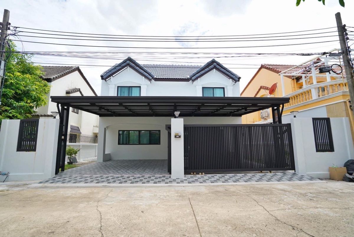 บ้านพัฒนาการ ศรีนครินทร์ : ขายบ้านเดี่ยว2 ชั้น ทำเลสวนหลวงร.9  - 5 ห้องนอน 3 ห้องน้ำ - ตกแต่งใหม่หมดทั้งหลัง