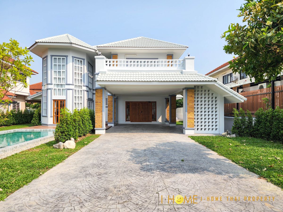 For RentChiang Mai :  - Two-storey pool villa for rent with 4 bedrooms,4 toilets and 1 kitchen.  - The land size is   142.6  sq. wa.area 300 sq m. - The price is at THB 90,000 per month. 