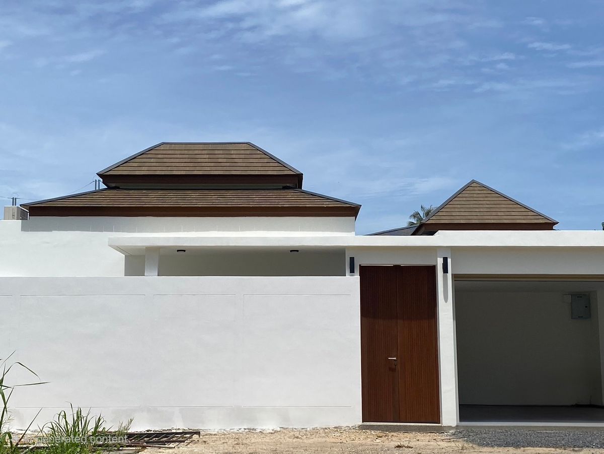 For SalePhuket : Golden Opportunities The Onyx Azure Pool Villa: Create a passive income in the real estate, Golden Rawai Phuket or dream house in Phuket. Onyx Azure Pool Villa: Spacious area near the beach to meet all family lifestyles.
